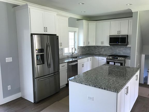 Kitchen, granite top