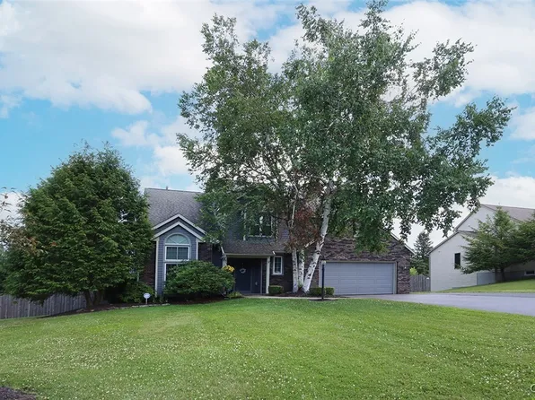 4644 Bloomsbury Dr, Syracuse, NY 13215