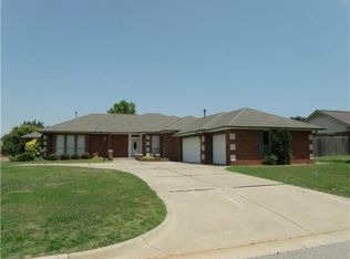 1417 Kiowa Rd, Edmond, OK 73013
