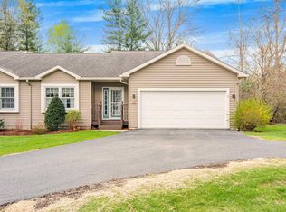 132 Bittersweet Cir, Williston, VT 05495