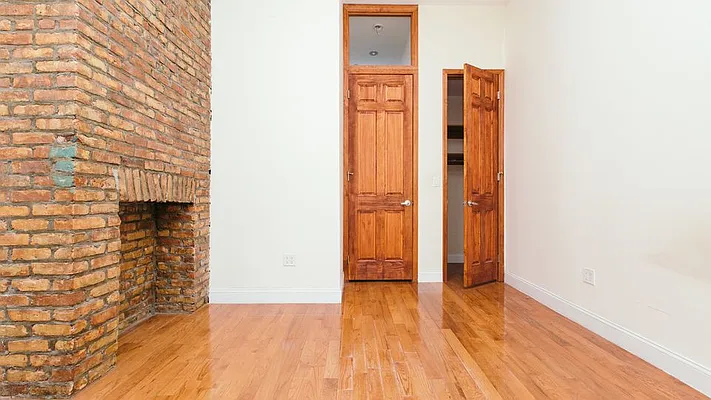 Rented by Nooklyn NYC LLC | media 8