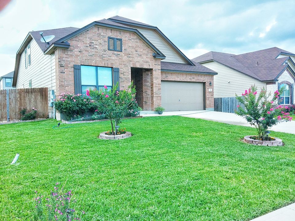 1st image of 746 Apricot Dr