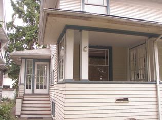 5021 17th Ave NE, Seattle, WA 98105