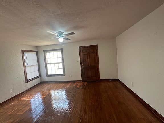 3rd image of 215 Kerby St #219