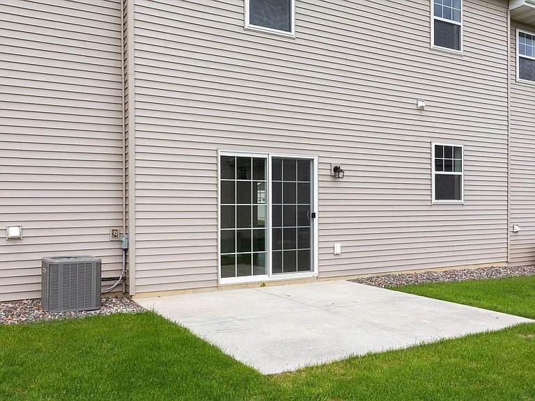 567 Ravencroft Rd — Photo 27