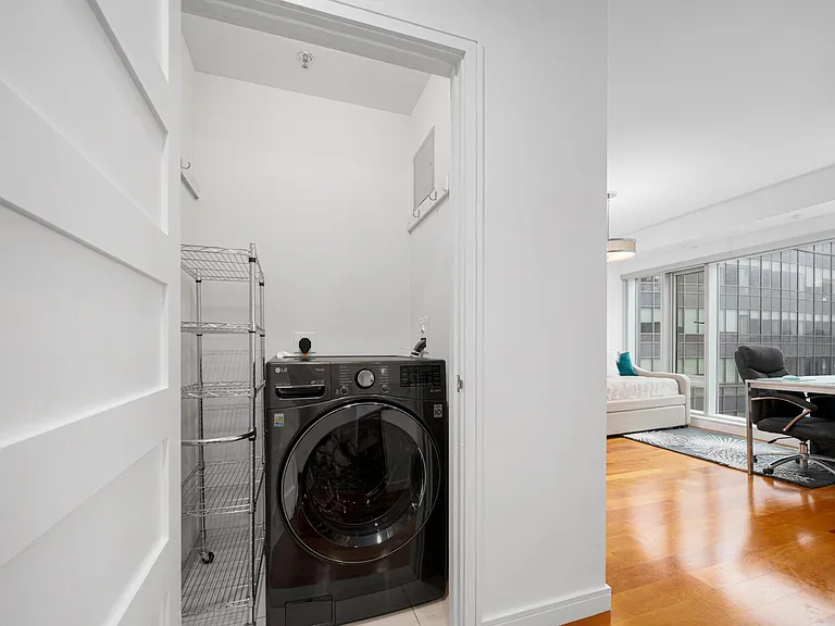 200 Exchange St #1512 — Photo 17