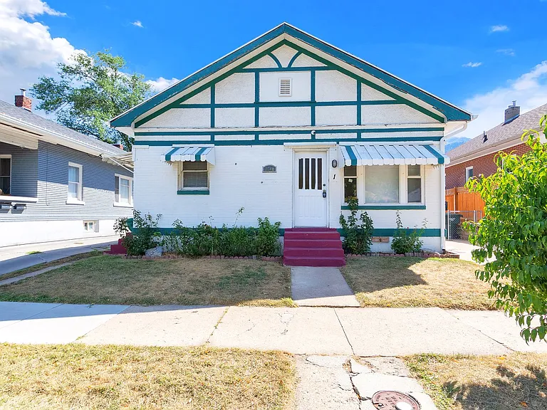 2340 Eccles Ave — Photo 11