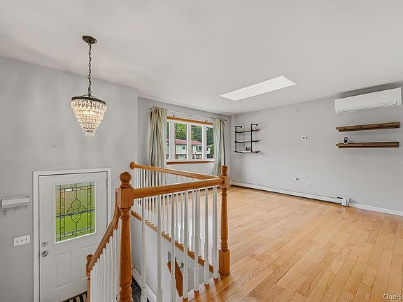4th image of 39 Raker Road