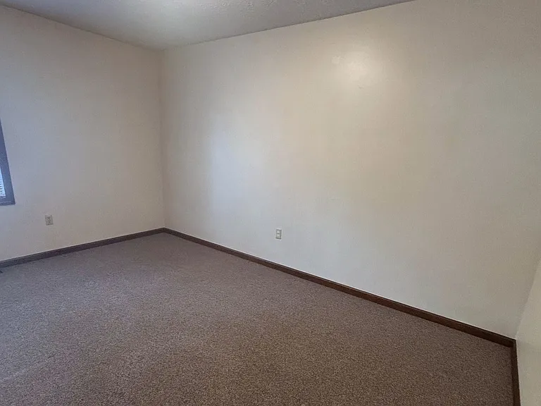 509 Oak Glen Dr #4 — Photo 10