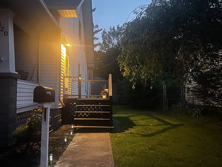 320 Wilson Ave — Photo 8