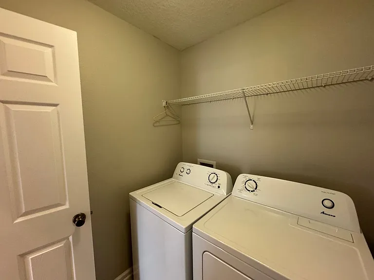 604 Champion Ridge Dr — Photo 18