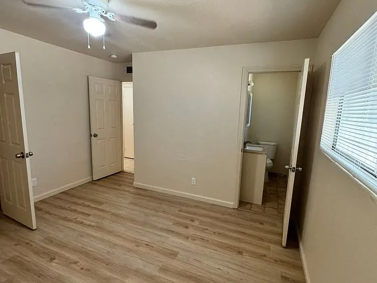 3530 E Iowa Ave — Photo 11