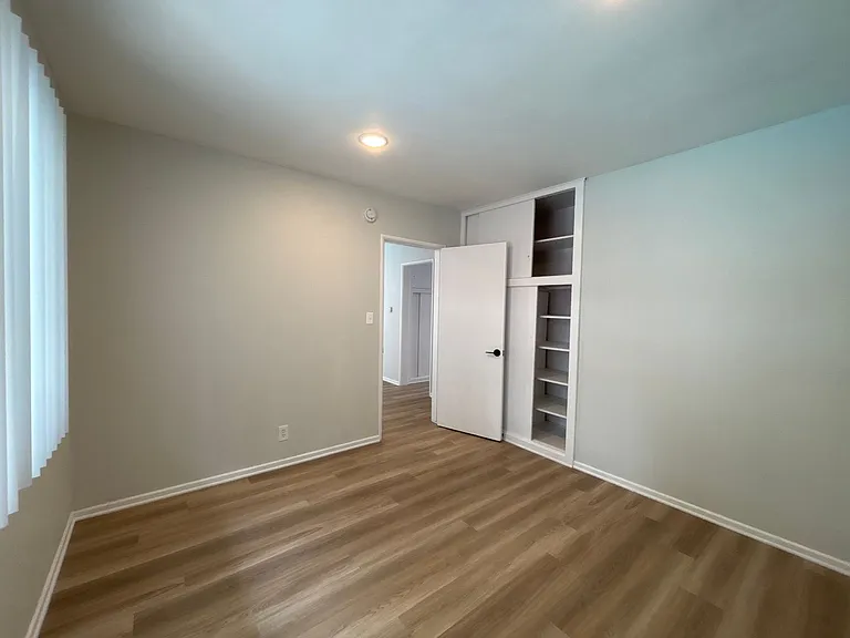 7044 Lanewood Ave — Photo 39
