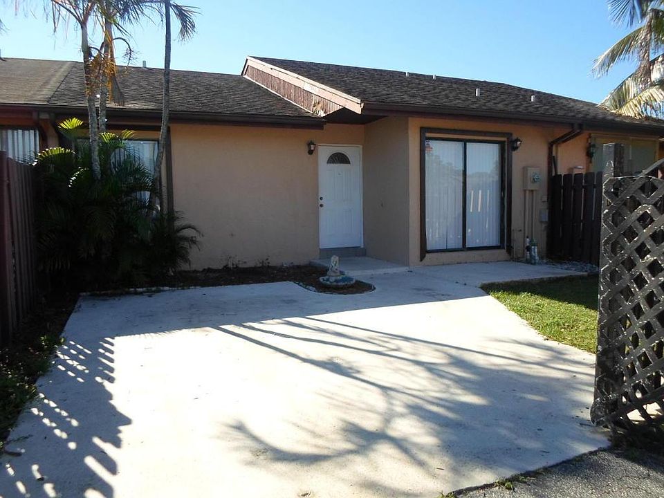 1st image of 5684 Biscayne Dr