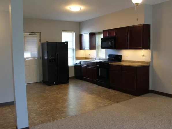 316 17th St, Moline, IL