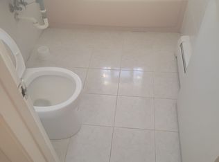 1725 Howard Ave, Des Plaines, IL 60018