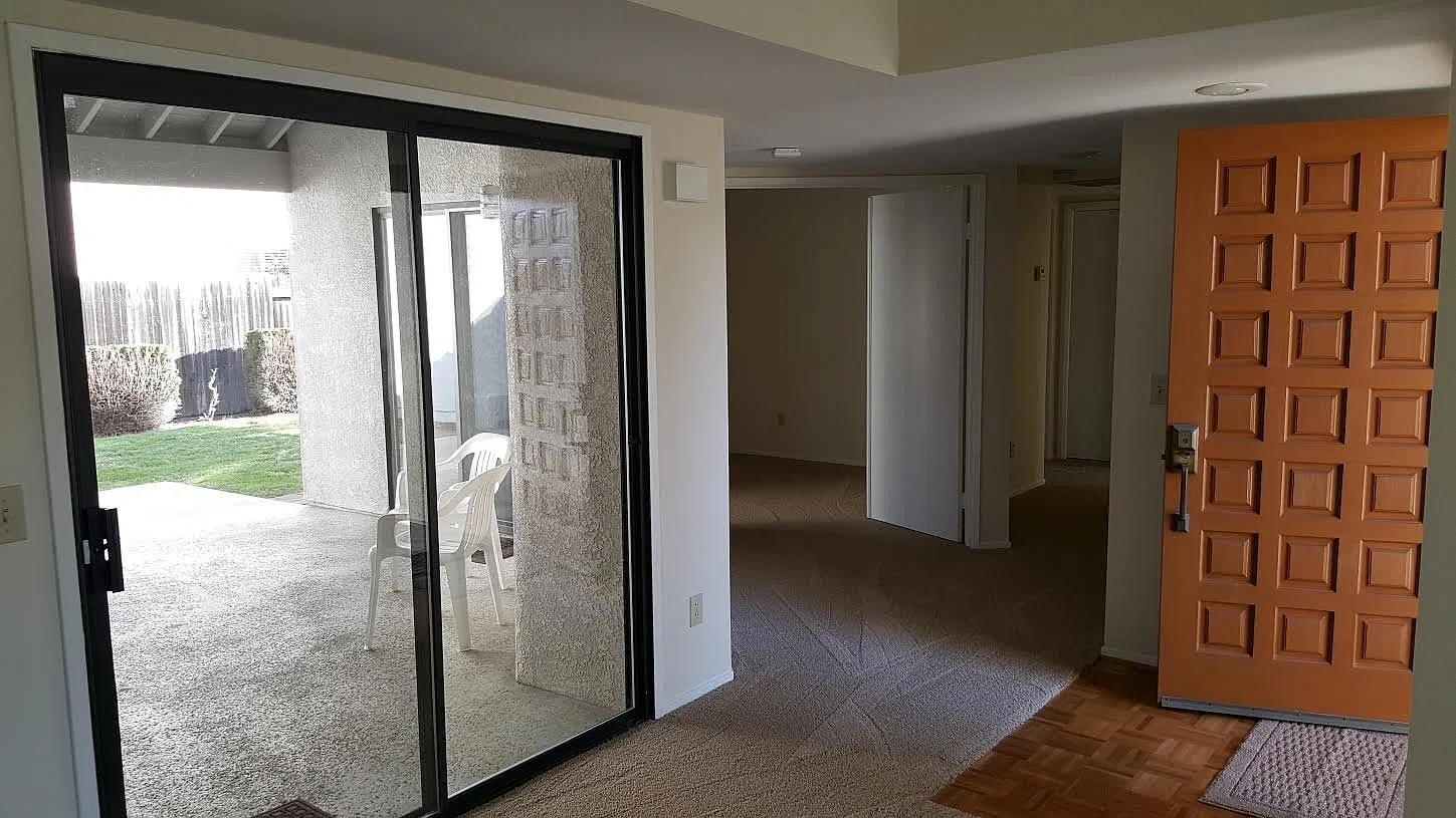 Well Maintained Orcutt Home located on corner lot of Cottages on the Green — Photo 4