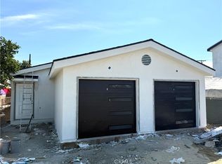 10830 Hickory, Los Angeles, CA 90059