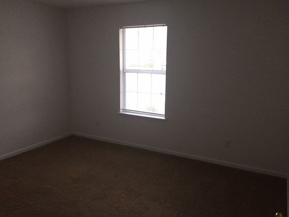 4th image of 3313-B Moseley Dr