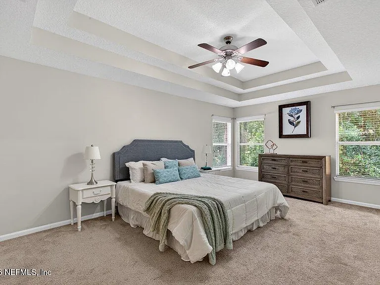 1634 Majestic View Ln — Photo 26