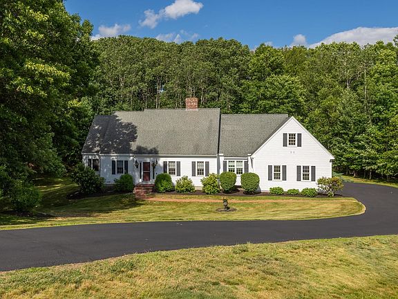 2nd image of 7 Bartlett Road