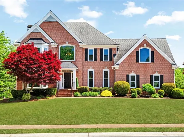 136 Helmswood Cir SW, Marietta, GA 30064