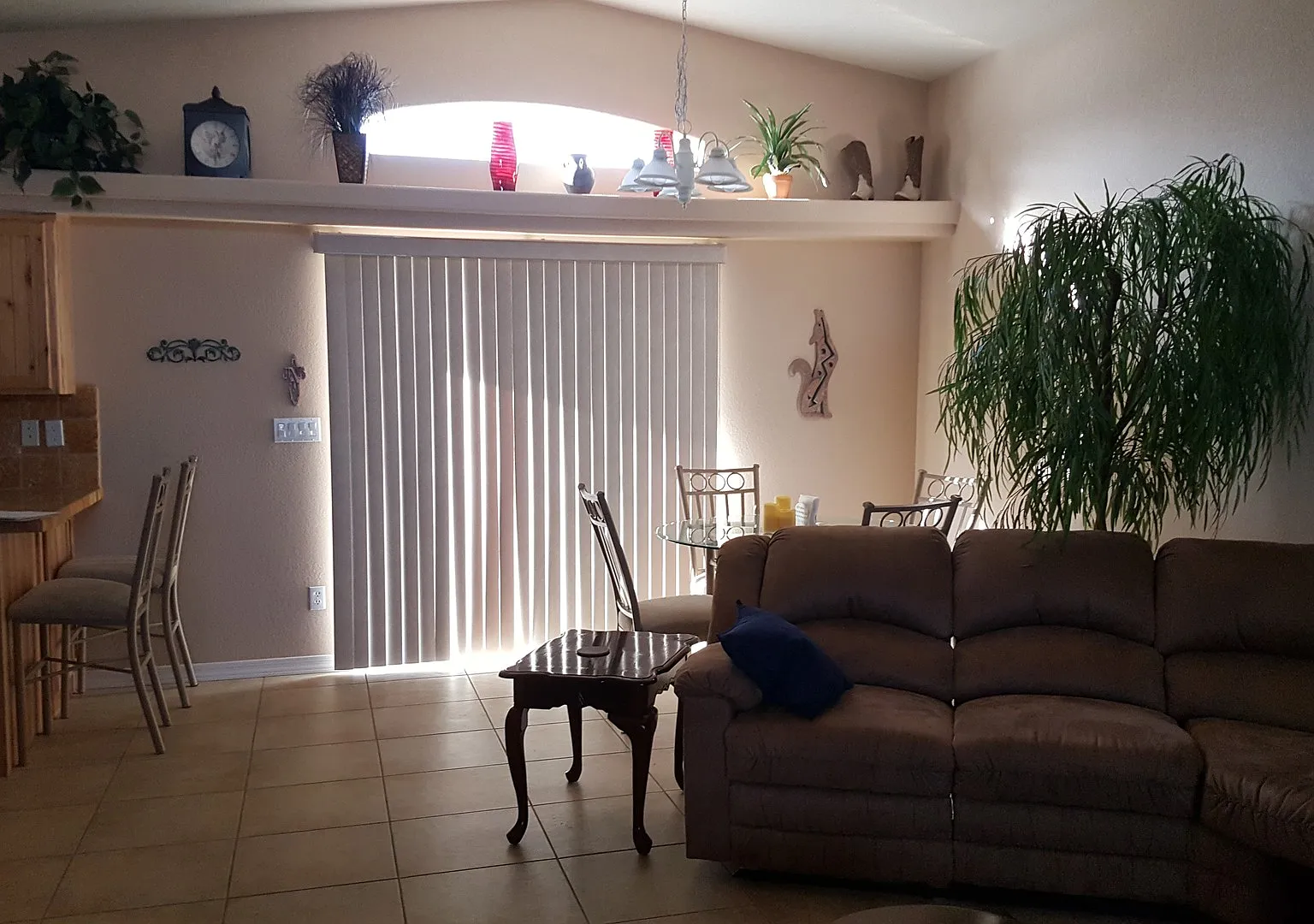 Avail 2027 Winter Furnished Home — Photo 3