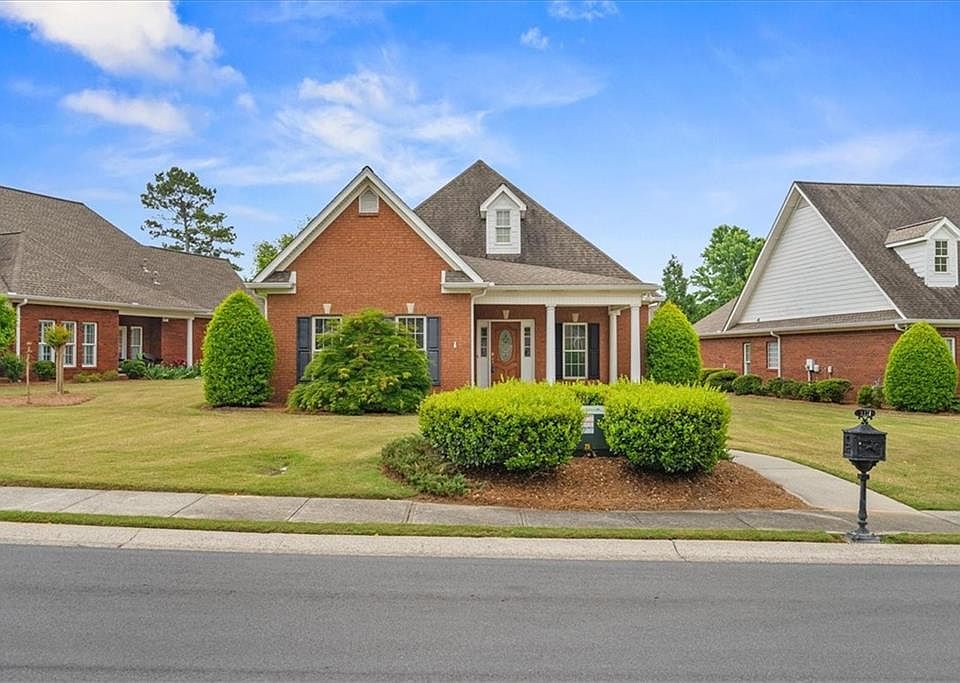 1st image of 117 Vinings Way