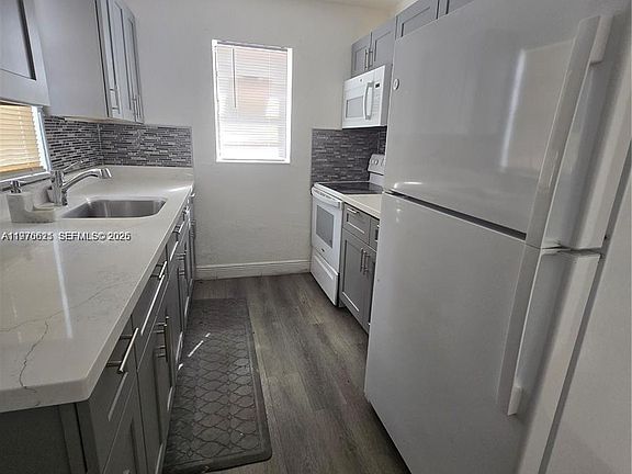 3rd image of 2111 NW 26th Ave