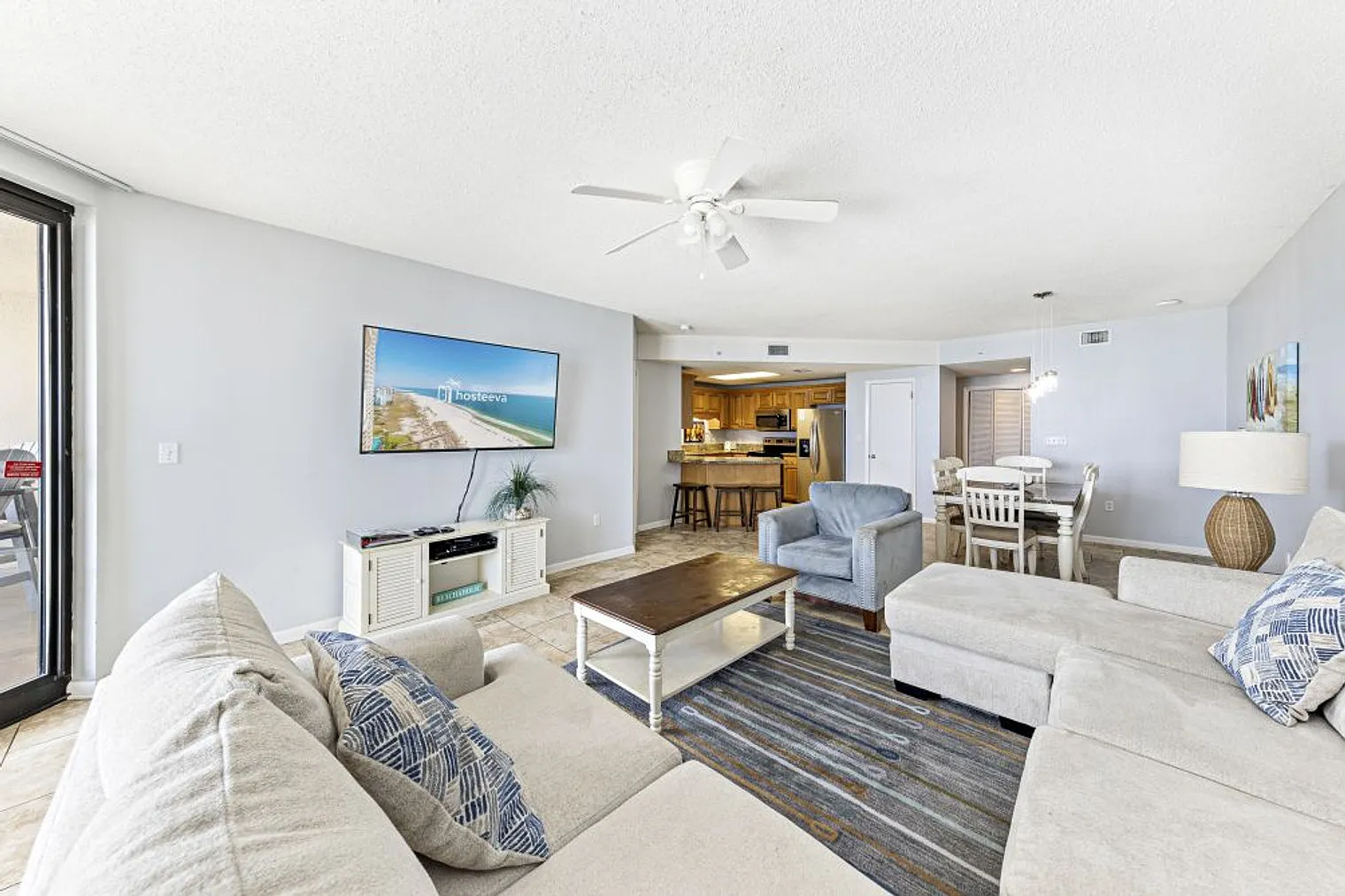 3 bed, 2.0 bath, 1194 sqft, $4,868 — Photo 2