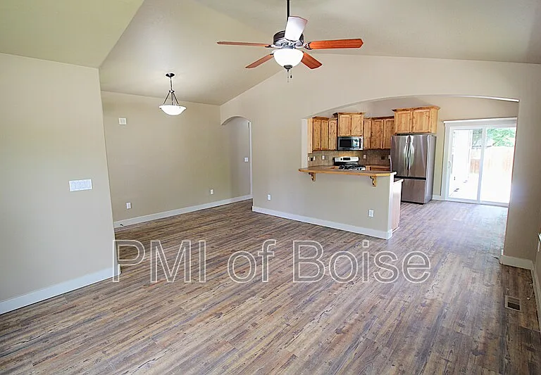 9699 W Montebello Dr — Photo 4