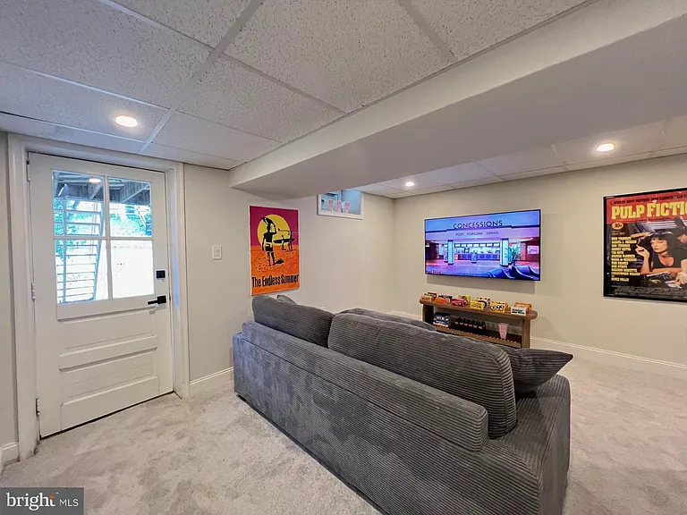 4735 Sheldon St — Photo 19