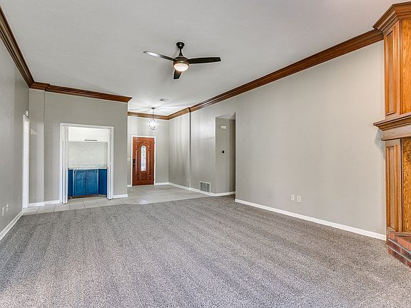 5th image of 18509 Laurel Oak Dr