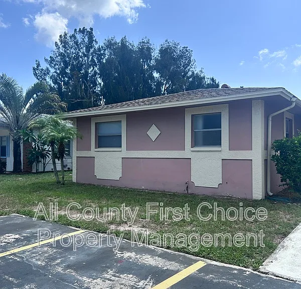 3071 Park Ln #B — Photo 9