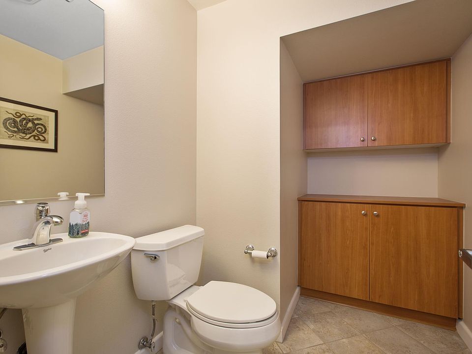 Private Office Bathroom