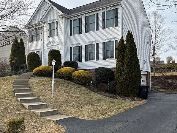 333 Crimson Dr, Pittsburgh, PA 15237