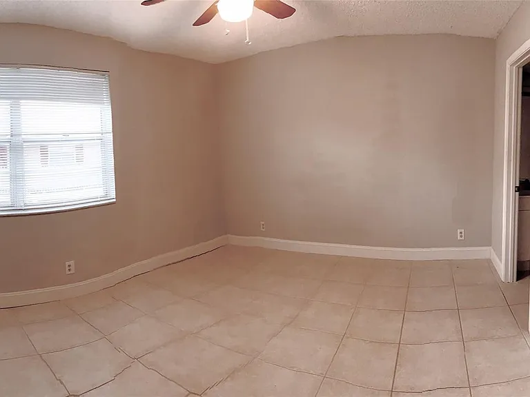3662 N University Dr #F-7 — Photo 11