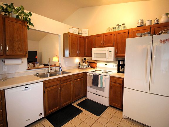3rd image of 2117 Cortez Dr