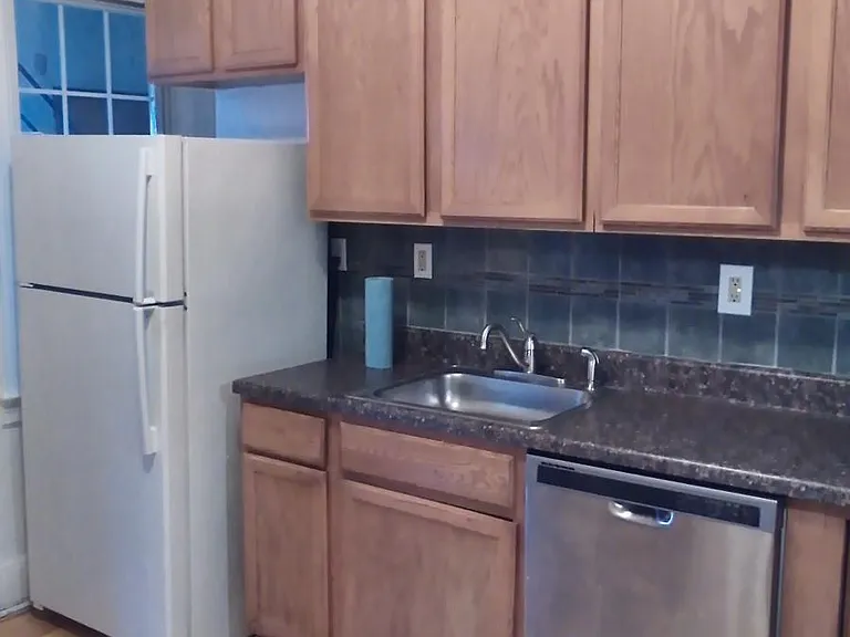 27 Courter Ave #1 — Photo 21