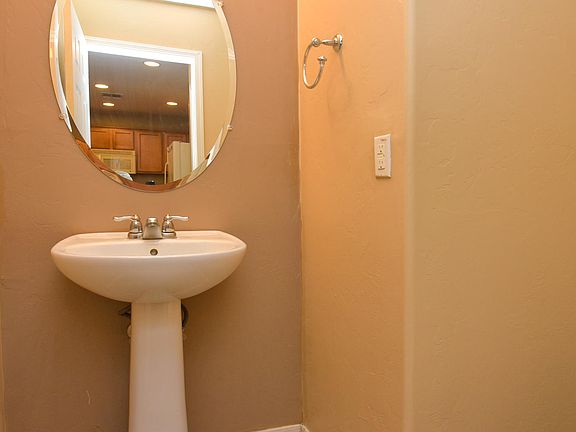 4th image of 6029 S Sweet Birch Ln