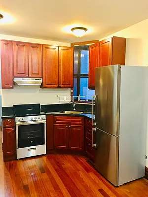 Rented by Point NYC | media 31