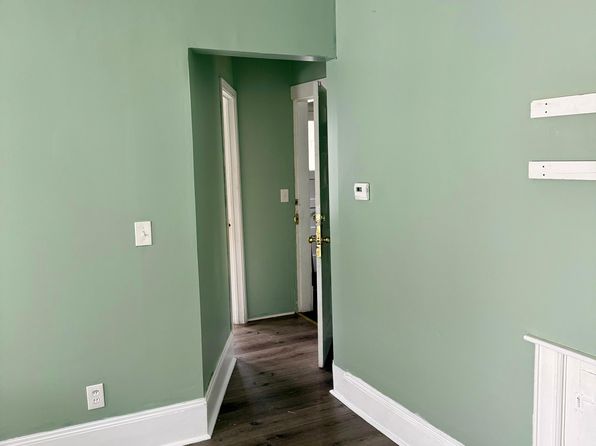 136 Alderman St #3