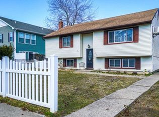120 Union Ave, Amityville, NY 11701