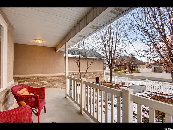 3rd image of 1563 W Palmer Park Ln