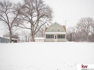 3394 Road B, Superior, NE 68978