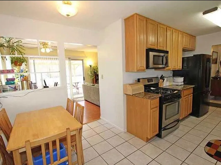 13302 Powers Rd — Photo 4