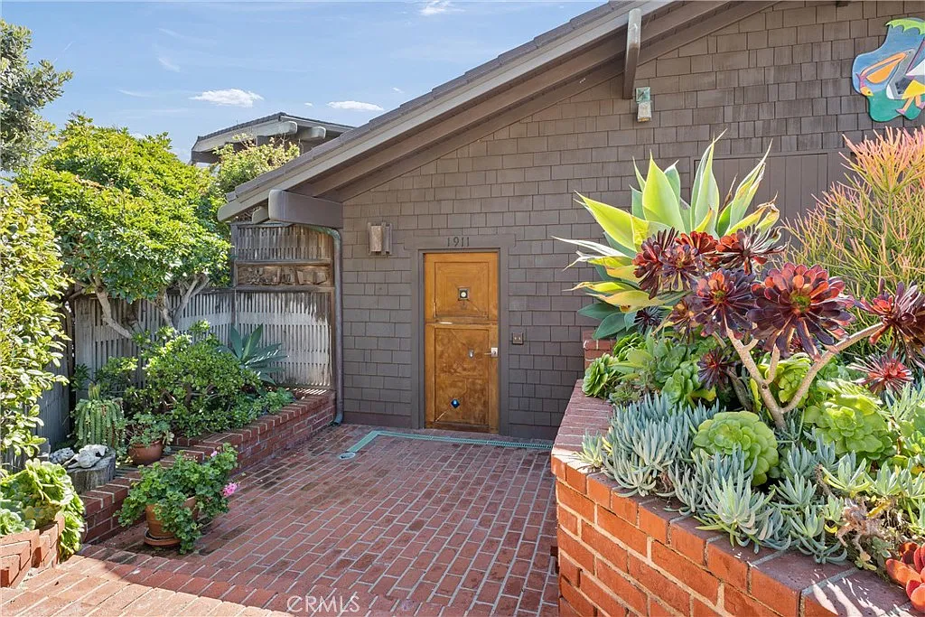 4 bed, 3335 sqft, $35,000 — Photo 4