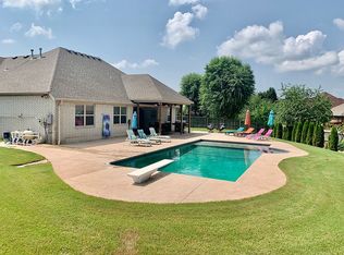 3800 SW Summerbrook St, Bentonville, AR 72713