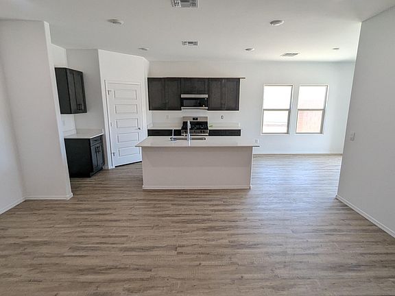 4th image of 13518 N Nicholas Ct