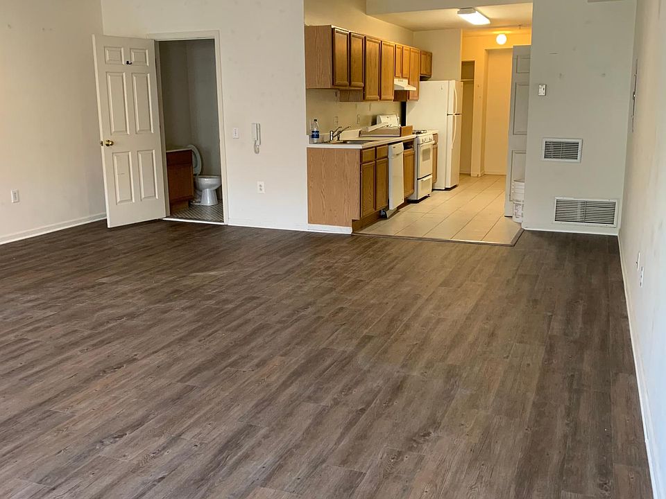 1st image of 236 N 2nd St APT 2B
